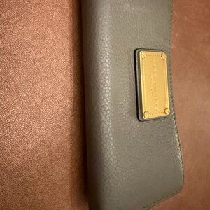Marc Jacobs Gray Wallet Leather Zip Around